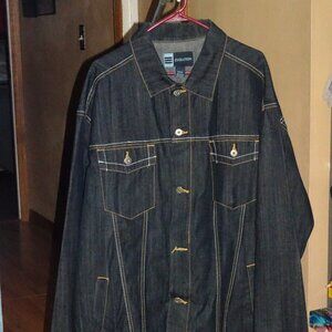 Evolution Blue Denim Jacket XL  in VG condition middle button missing